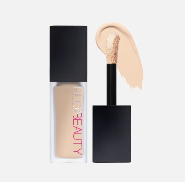 Huda Beauty - Faux Filler Concealer