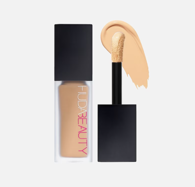 Huda Beauty - Faux Filler Concealer