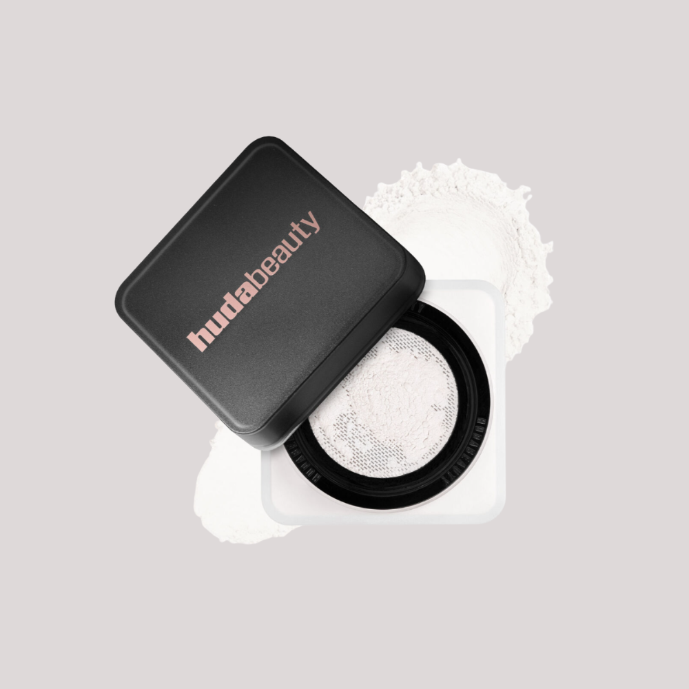 Huda Beauty - Easy Bake Loose Setting Powder