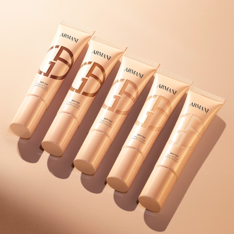 Armani - Louminous Skin Tint